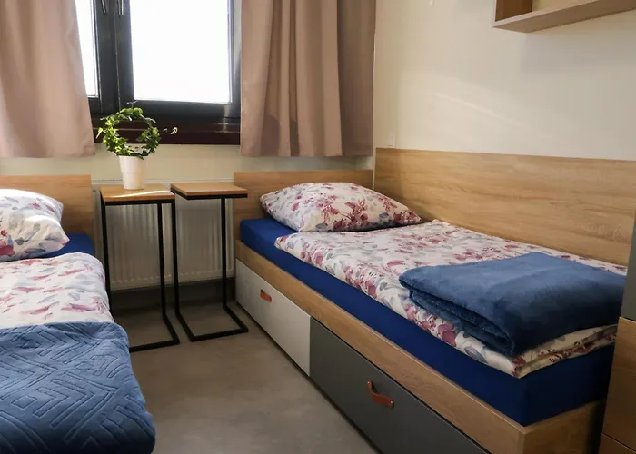 Dom Studencki Arka Ostello *